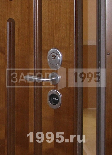 Ручка двери с фрезеровкой