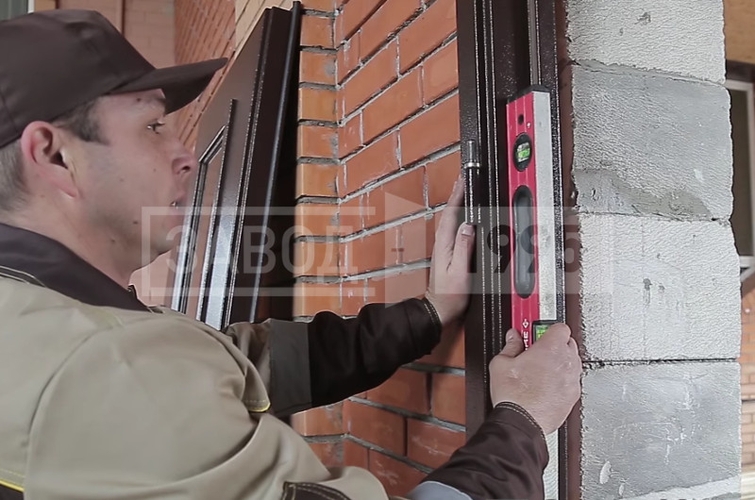 Выравнивание короба по уровню