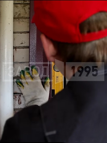 Установка короба на уровню