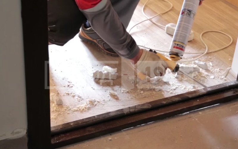 Запенивание зазоров