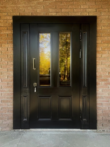 Дверь МДФ шпон с багетным рисунком и остеклением