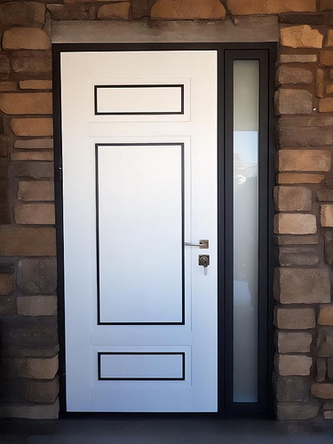 Дверь с боковым остеклением