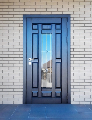 Дверь с витражом