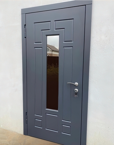 Серая дверь окрас RAL с 3х-камерным тонированным стеклопакетом