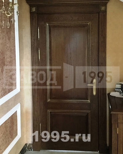 Дверь из массива дуба