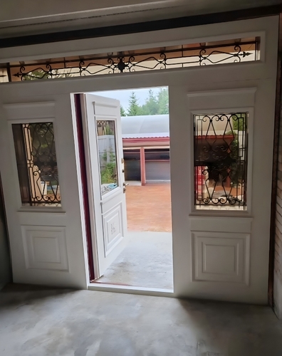 Входная группа для коттеджа